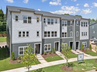 New construction Townhouse house 1544 Levy Way, Charlotte, NC 28205 Indie- photo