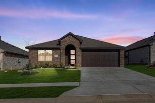 New construction Single-Family house 925 Kingbird Ln, Alvarado, TX 76009 plan Laurel - image