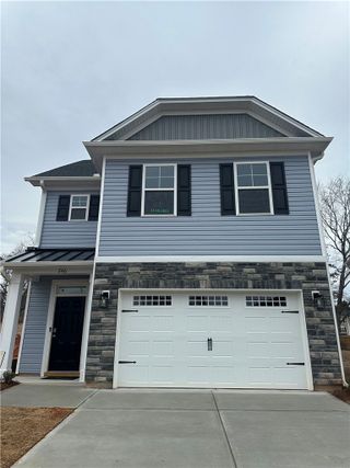 New construction house 246 Brown Cir, Easley, SC 29642 plan Crestfall II - image