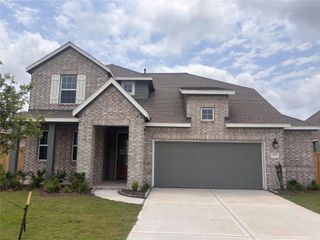 New construction Single-Family house 7819 Jade Crest Dr, Angleton, TX 77515 plan Thames - image