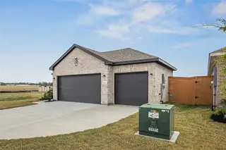 New construction Single-Family house 650 Escondido Dr, Dayton, TX 77535 plan Comal - image