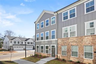 New construction Townhouse house 6004 Rill Ct, Unit 29, Charlotte, NC 28262 - image