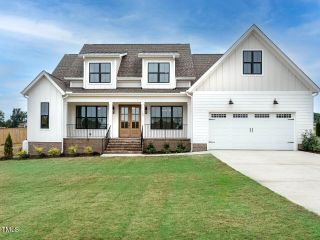 New construction Single-Family house 180 Pondhurst Lane, Fuquay Varina, NC 27526 - photo