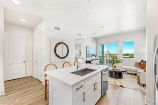 New construction Condo house 3131 N Central Ave, Unit 5017, Phoenix, AZ 85012 - image