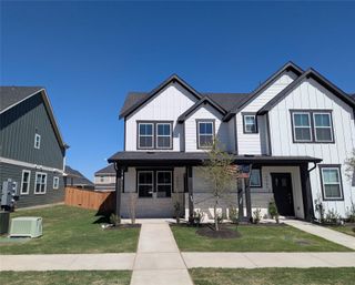 New construction Townhouse house 2507 Violet Theo Ln, Round Rock, TX 78665 plan The Crosshaven - image