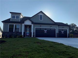 New construction Single-Family house 609 Autumn Mill Dr, Seneca, SC 29678 plan Greenbrier - image
