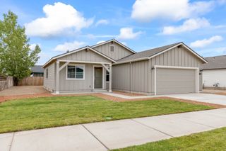 New construction Single-Family house 407 Nw Monte Vista Ave, Madras, OR 97741 plan Camellia - image