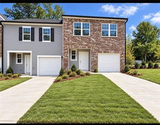 New construction Townhouse house 1002 Castanea Dr, Douglasville, GA 30135 - image