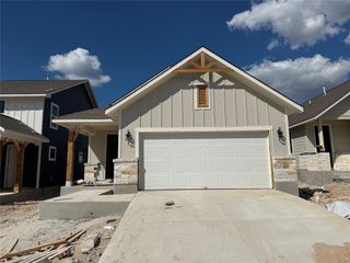 New construction Single-Family house 173 Kings Canyon Drive, Dripping Springs, TX 78620 - photo