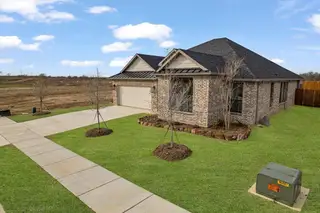 New construction Single-Family house 3912 Felicity Ln, Denton, TX 76207 - image