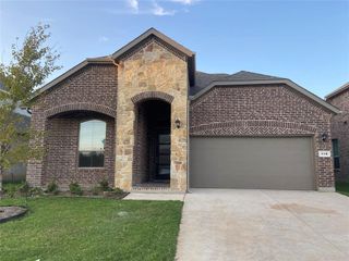 New construction Single-Family house 118 Sunshine Dr, Euless, TX 76039 - image