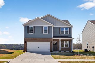 New construction Single-Family house 470 Janie Cir, Newton, NC 28658 plan Belhaven - image