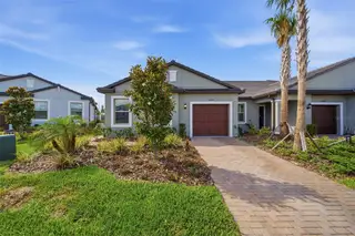 New construction Single-Family house 10834 Gable Dig Lp, San Antonio, FL 33576 - image
