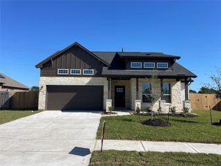 New construction Single-Family house 402 Merlot Dr, Alvin, TX 77511 plan Whitman - image