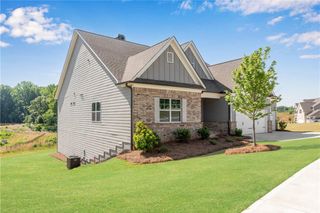 New construction Single-Family house 120 Cherokee Rose Ln, Hoschton, GA 30548 plan The Winston I - image