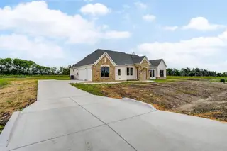 New construction Single-Family house 125 Aiden Dr, Waxahachie, TX 75165 plan The Avery - image