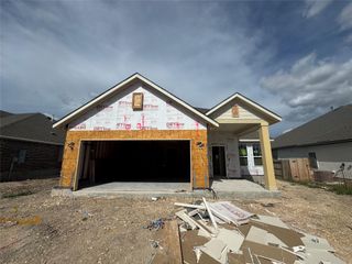 New construction Single-Family house 3717 Pin Oak Hls, Seguin, TX 78155 plan Freestone - image