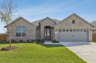 New construction Single-Family house 1867 Texas Oak Rd, Waxahachie, TX 75165 plan Raleigh - image