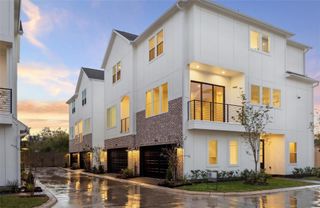 New construction Single-Family house 3099 Hicks St, Houston, TX 77077 - image
