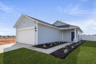 New construction Single-Family house 100 Daylily Dr, Elgin, TX 78621 plan Harvest Ridge 1230 - image