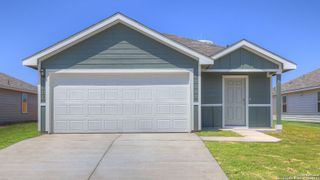 New construction Single-Family house 1013 Seedling Ln, Seguin, TX 78155 plan The Caprock - image