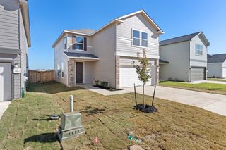New construction Single-Family house 9406 Birch Bark Bnd, San Antonio, TX 78221 - image