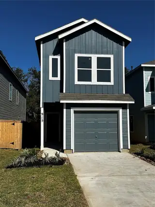 New construction Single-Family house 921 Pertuso Ln, Huffman, TX 77336 plan Baja - image