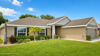 New construction Single-Family house 990 Hanson Ave Sw, Palm Bay, FL 32908 plan 1755 - image