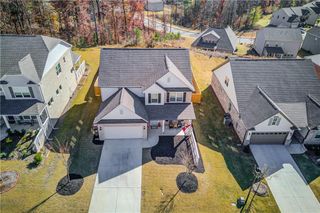 New construction Single-Family house 7033 Manchester Dr, Flowery Branch, GA 30542 - image
