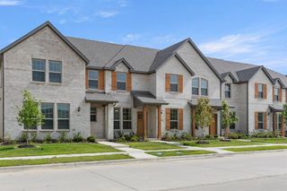 New construction Townhouse house 4509 Avion Dr, Sanger, TX 76266 - image