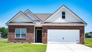 New construction  house 40 Kings Gate Cv, Jackson, TN 38305 plan Cali - image
