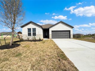 New construction Single-Family house 1964 Glacier Gorge Trl, Dayton, TX 77535 plan Hendrix - image