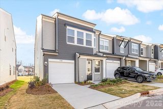 New construction Townhouse house 2300 Endeavor Run, Charlotte, NC 28269 - image
