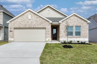New construction Single-Family house 1409 Burrs Ferry Ct, Seguin, TX 78155 plan Hayes - image