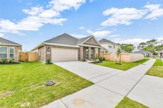 New construction Single-Family house 3010 King Oaks St, Baytown, TX 77251 - image