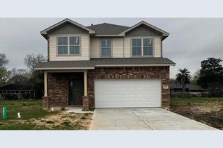 New construction Single-Family house 4332 W Bayou Maison Cir, Dickinson, TX 77539 plan 2335 - image