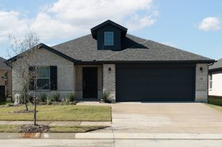 New construction Single-Family house 5305 Inwood Dr, Denton, TX 76207 plan Teton - image
