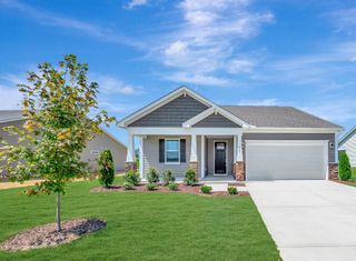 New construction Single-Family house 612 Providence Creek Dr, Fuquay Varina, NC 27526 plan Cascades - image