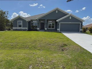 New construction Single-Family house 10443 Sunbury Dr, Port Charlotte, FL 33981 plan 2169 - image