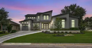New construction Single-Family house 815 Flint Ridge Trl, Georgetown, TX 78628 plan Custom - image