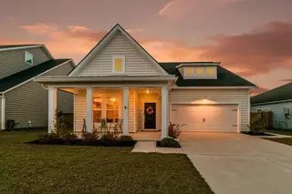 New construction Single-Family house 115 Tuscan Sun St, Summerville, SC 29485 plan Henninger - image