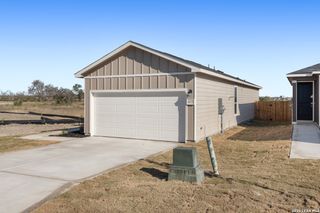 New construction Single-Family house 10037 Jagger Ave, Converse, TX 78109 plan 1243 Modeled - image