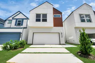 New construction Single-Family house 13111 Moncloa Dr, Houston, TX 77047 - image