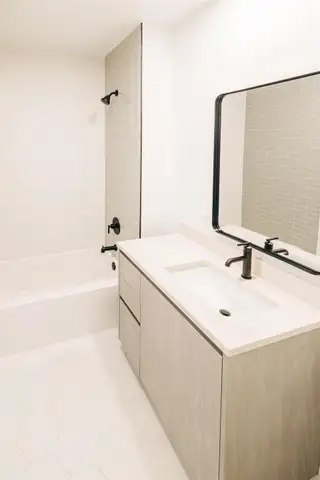 New construction Condo house 4315 S Congress Ave, Unit 406, Austin, TX 78745 - image