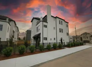 New construction Single-Family house 2704 Maxroy Dr, Houston, TX 77007 - image