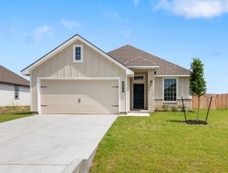 New construction Single-Family house 121 Jenjira Wy, McGregor, TX 76657 plan The 1443 - image