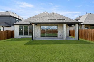 New construction Single-Family house 2412 Belmont Rd, Melissa, TX 75454 plan Woodford 2F - image