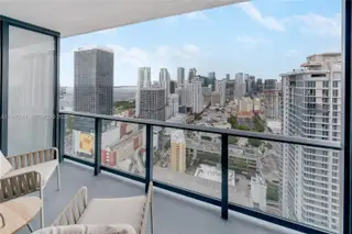 New construction Condo house 159 Ne 6Th St, Unit 3310, Miami, FL 33132 - image