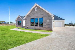 New construction Single-Family house 1000 Fan Palm Pl, Crowley, TX 76036 - image