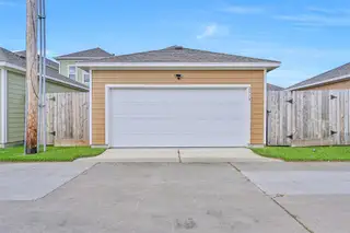 New construction Single-Family house 2519 S Houston Ave, Pearland, TX 77581 - image